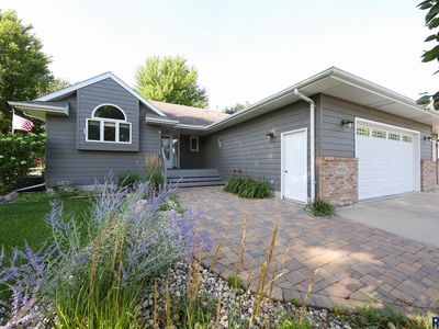 5015 E Newcastle St, Sioux Falls, SD, 57110