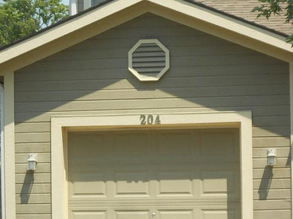 5th image of 204 E 80th St