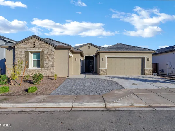 3228 E SADDLETREE Way, San Tan Valley, AZ 85140