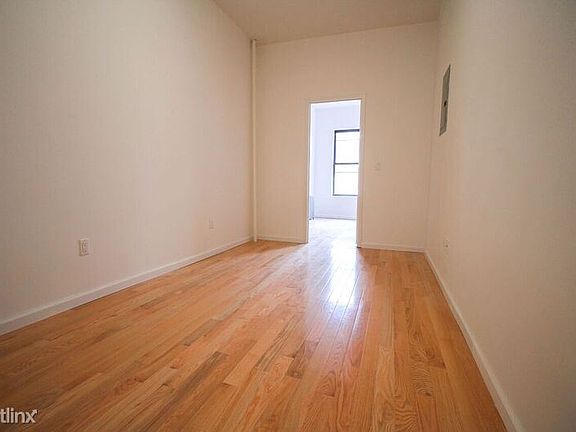 174 wyckoff ave - 2L - 2