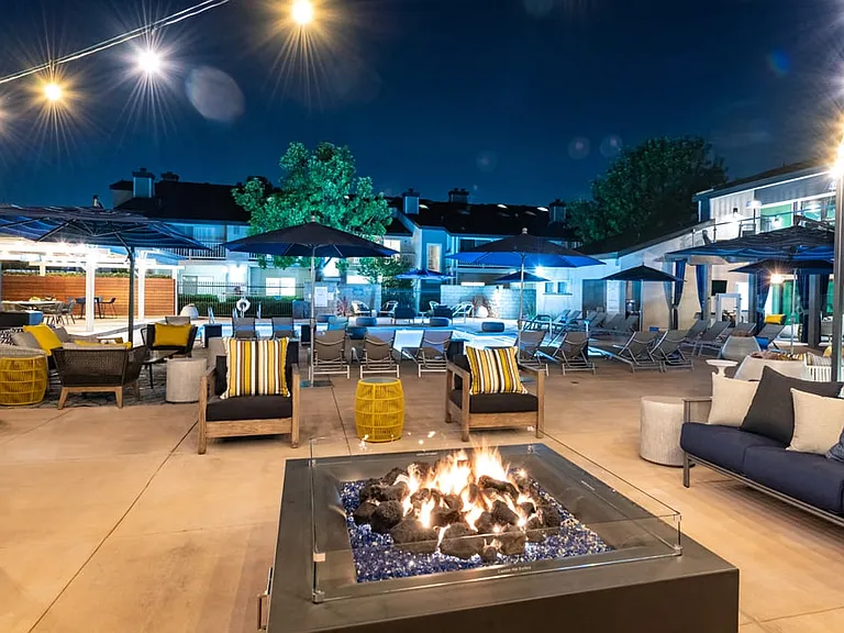 Aliso Creek Apartments — Photo 3