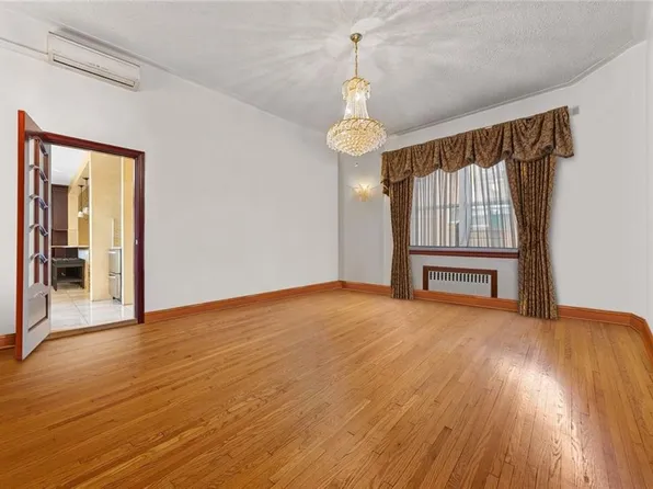 139 86th Street image 18 of 33