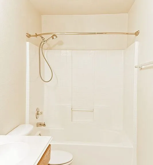 4009 Hidden Meadow Ct — Photo 35