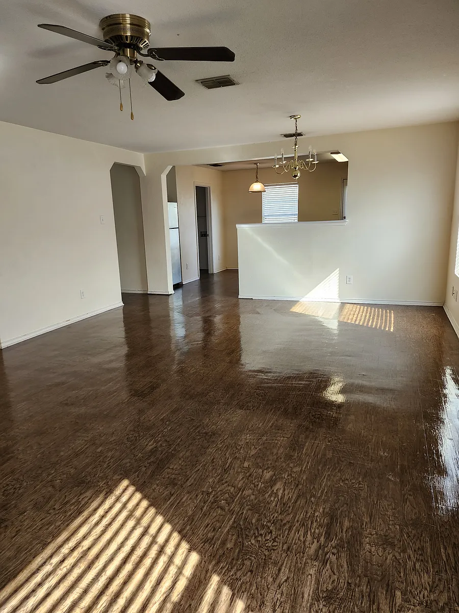 Building Photo - 3414 Ironwood Fls