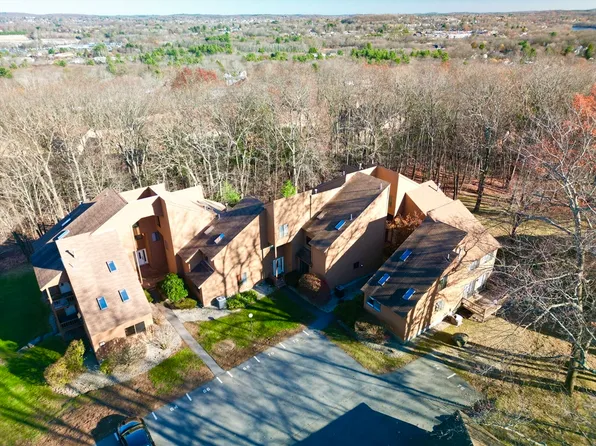 72 Perkins Ct Unit 72, Haverhill, MA 01832