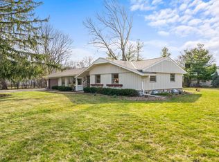 1625 Berkshire Dr, Elm Grove, WI 53122