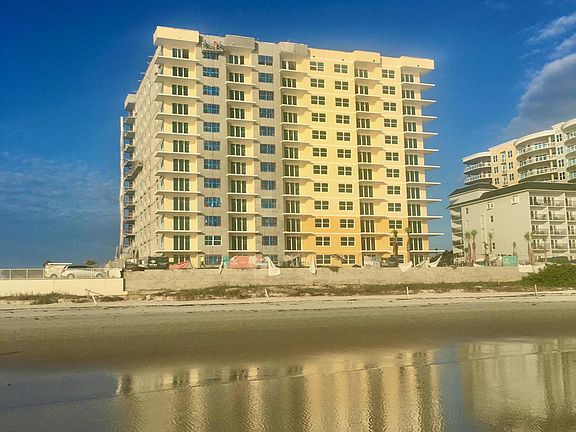 4th image of 3721 S Atlantic Ave #102