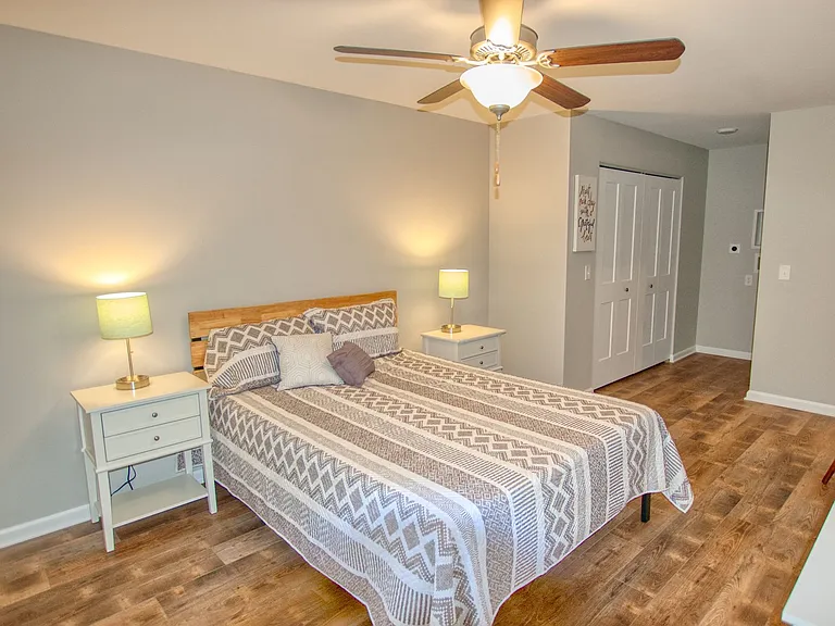 Park Place Apartments — Photo 8