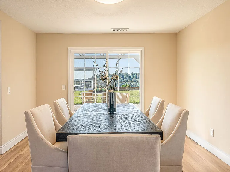 753 View Ln — Photo 7