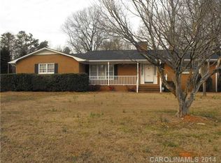 1907 Wildlife Rd, Charlotte, NC 28214