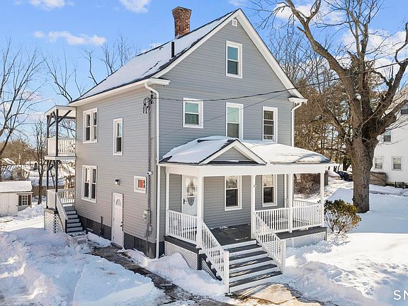 2nd image of 220 Deerfield Road