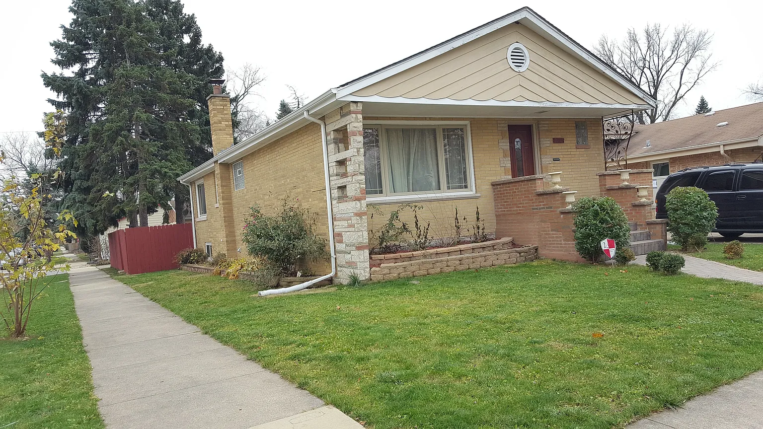 2701 W 96th Pl photo 1
