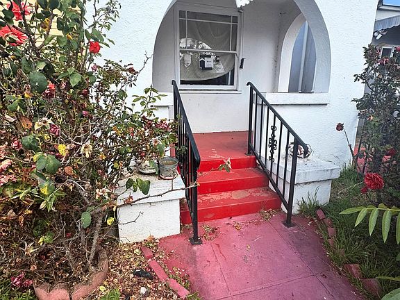 2nd image of 1447 53rd Ave