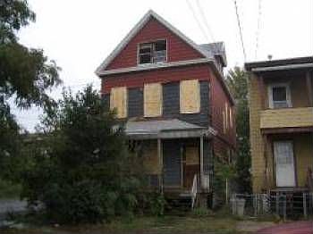 2nd image of 147 Bayway Ave
