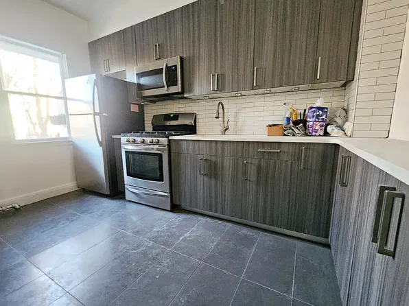 69 Skillman Avenue image 1 of 6