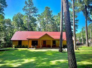 398 King Club Ct, Scroggins, TX 75480