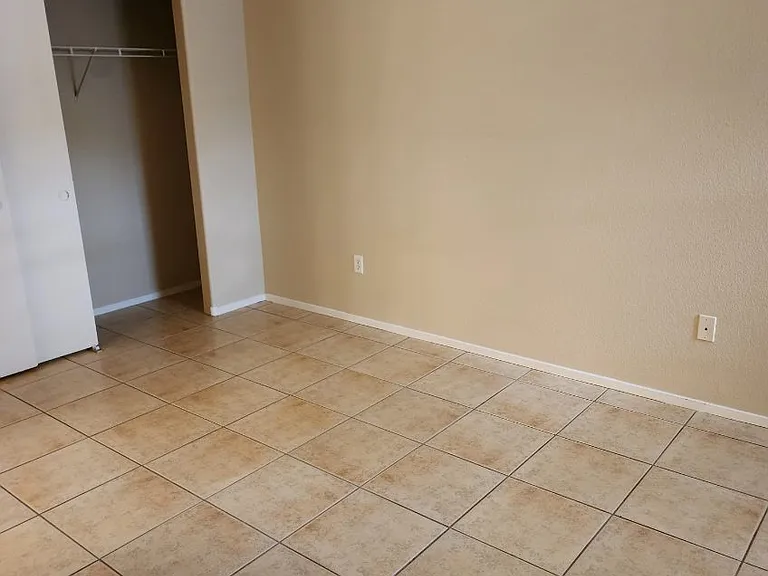 8250 N Grand Canyon Dr #1-1081 — Photo 9