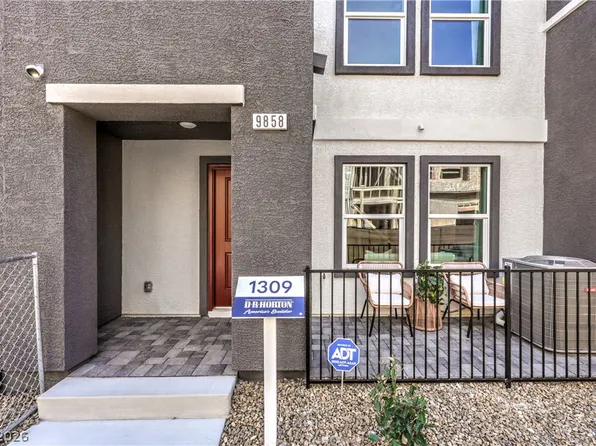 9674 Horseshoe Canyon St, Las Vegas, NV 89178