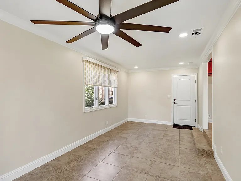 4521 Juno Way — Photo 15