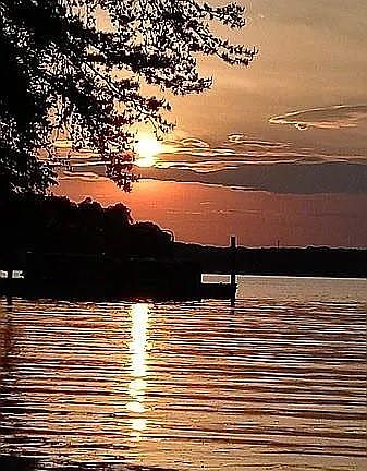 5th image of 106 Golden Pond Ln