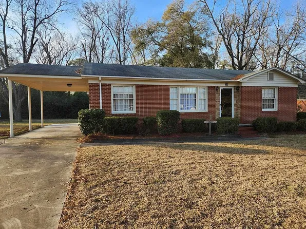 208 Country Club Rd, Dublin, GA 31021