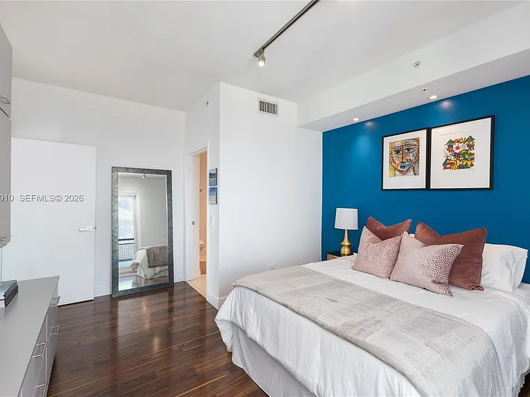 60 SW 13th St #4613 — Photo 12