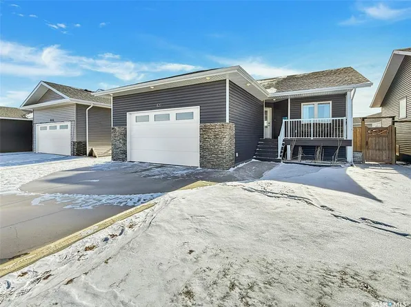 820 Battleford TRAIL, Swift Current, SK S9H 5R1