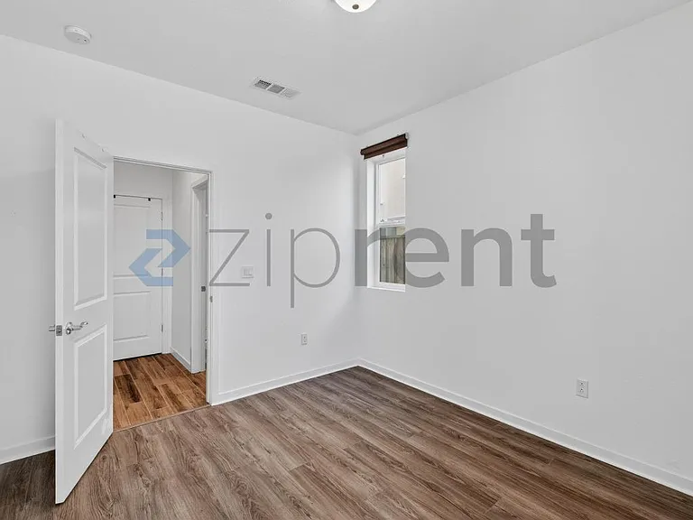 1416 Passion Ln — Photo 6