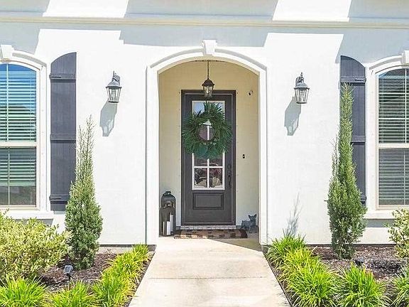 3rd image of 1476 Sabal Palm Dr