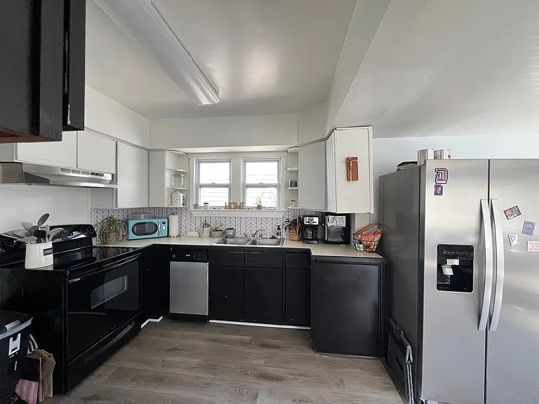 816 Maplegrove Ave — Photo 8