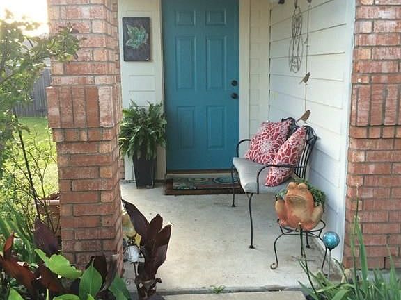 2nd image of 2604 Melanie Dr