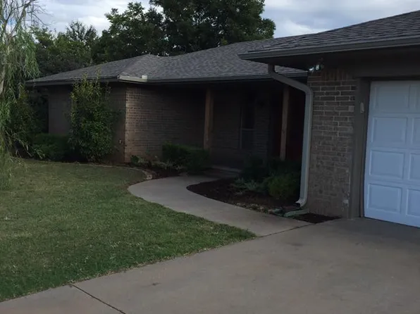 406 Cameron Dr, Altus, OK 73521