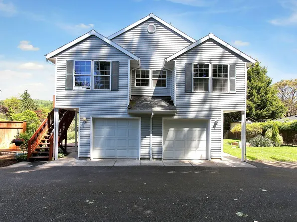 1049 12th St #C, Washougal, WA 98671