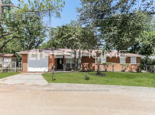 316 Gatrix Ave, Cleburne, TX 76033