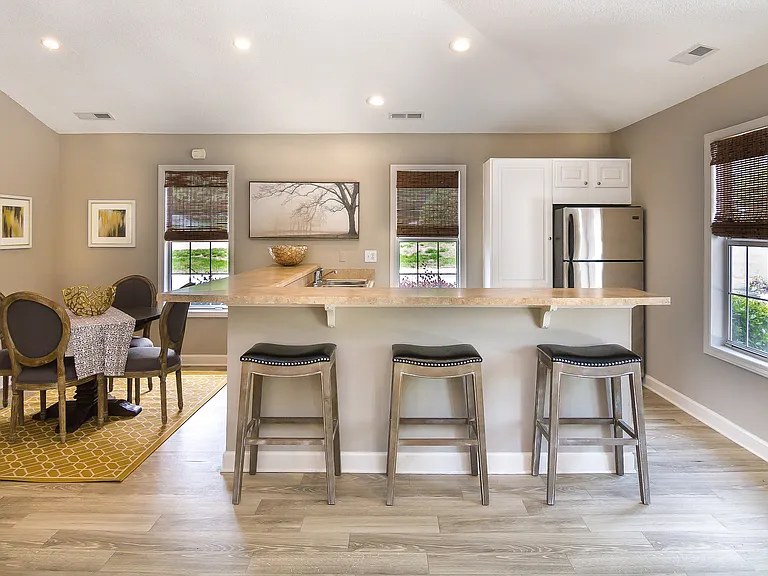 Savannah Place — Photo 19