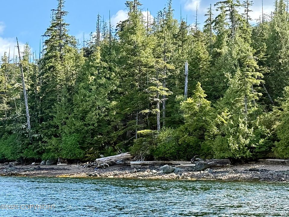 2nd image of L8-B2 Gravina Isle