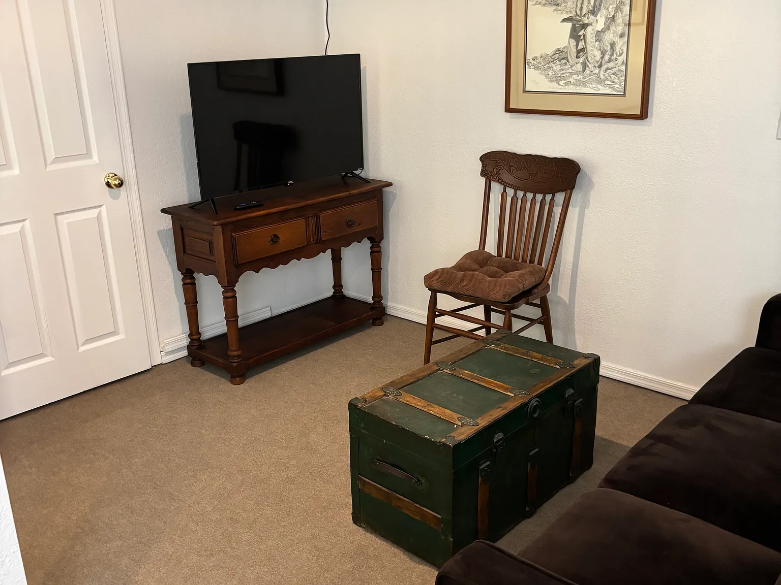 Studio, 400 sqft, $1,400 — Photo 3