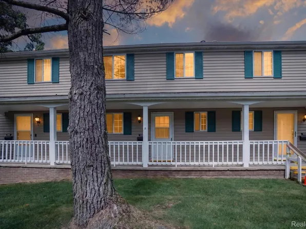 1624 Peppertree Ln #12, Lansing, MI 48912