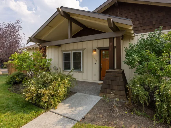20677 Songbird Ln, Bend, OR 97702
