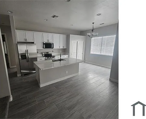 4 bed, 3300 sqft, $3,895 — Photo 1