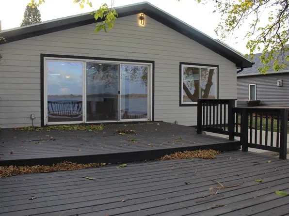 122 Scott St, Storm Lake, IA 50588