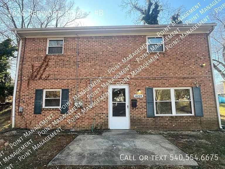 1626 Redwood Rd SE #B — Photo 1