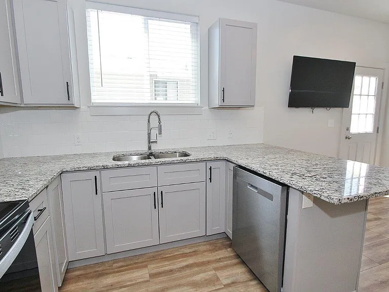 504 S Utah Ave #H — Photo 7