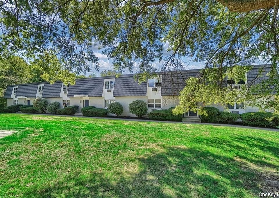 1st image of 5 White Gate Road #A