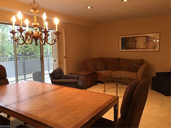 4th image of 2112 Acacia Park Dr APT 218