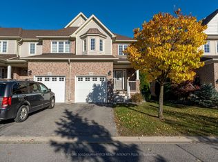 460 Woodmount Dr #38, Oshawa, ON L1K 0K3