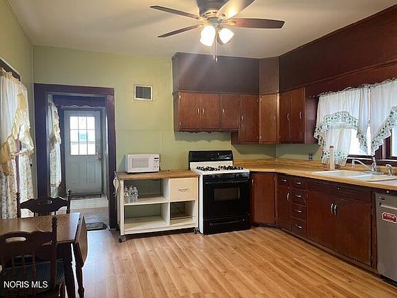 2nd image of 9819 State Route 249