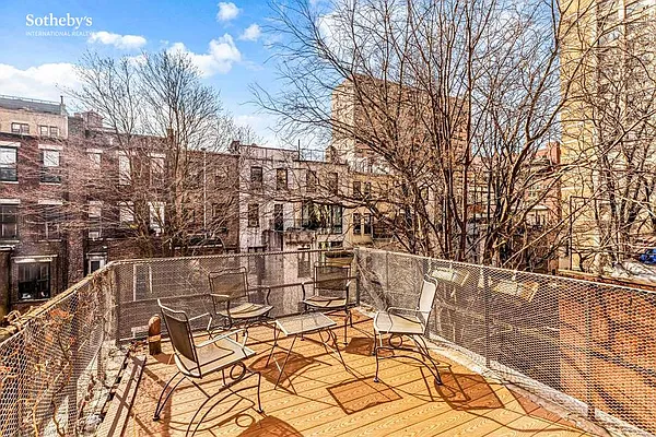 Rented by Sotheby's International Realty | media 18