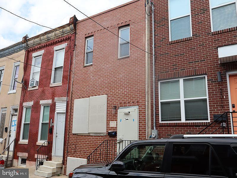1st image of 2319 Greenwich St