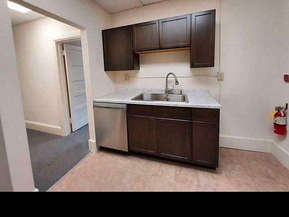 3rd image of 307 Stewart Ave APT 4